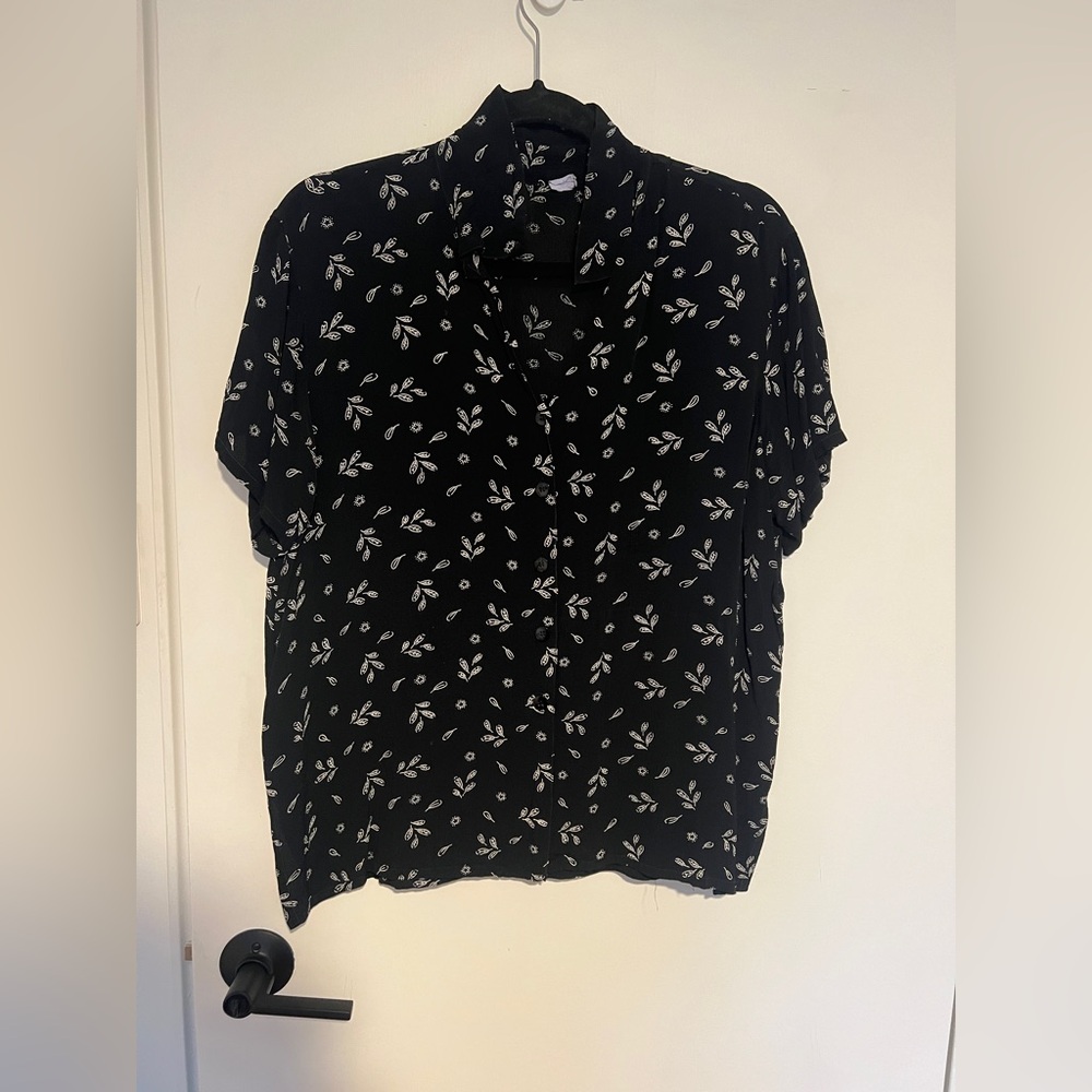 Vintage black and white blouse
